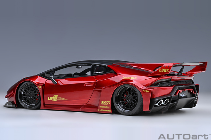 79126 1/18 LIBERTY WALK LB SILHOUETTE WORKS HURACAN GT (RED)