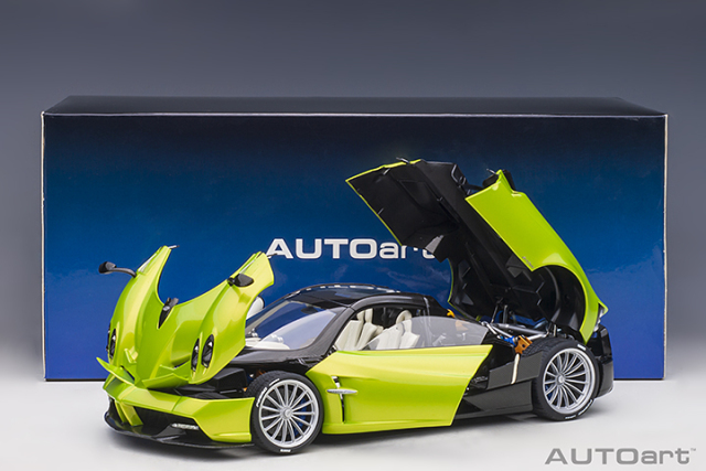 78288 1/18 PAGANI HUAYRA ROADSTER (VERDE FIRENZE)