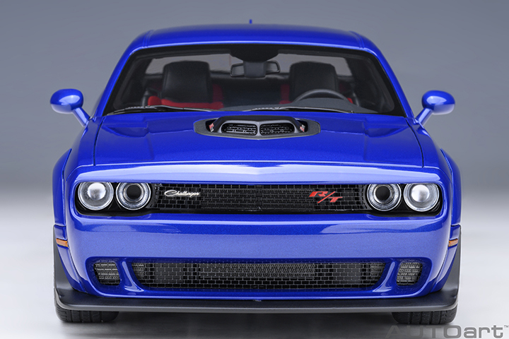 71772 1/18 DODGE CHALLENGER R/T SCAT PACK WIDEBODY 2022 (INDIGO BLUE)