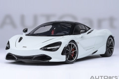 76069 1/18 McLAREN 720S (SILICA WHITE)