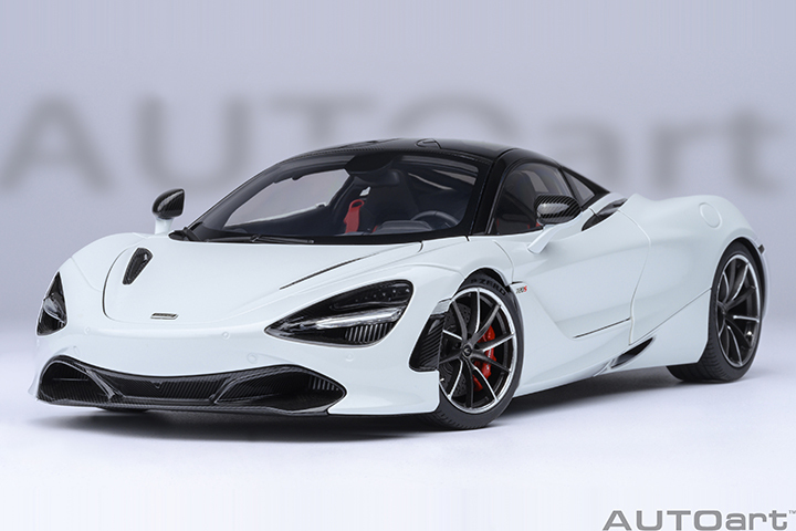 76069 1/18 McLAREN 720S (SILICA WHITE)