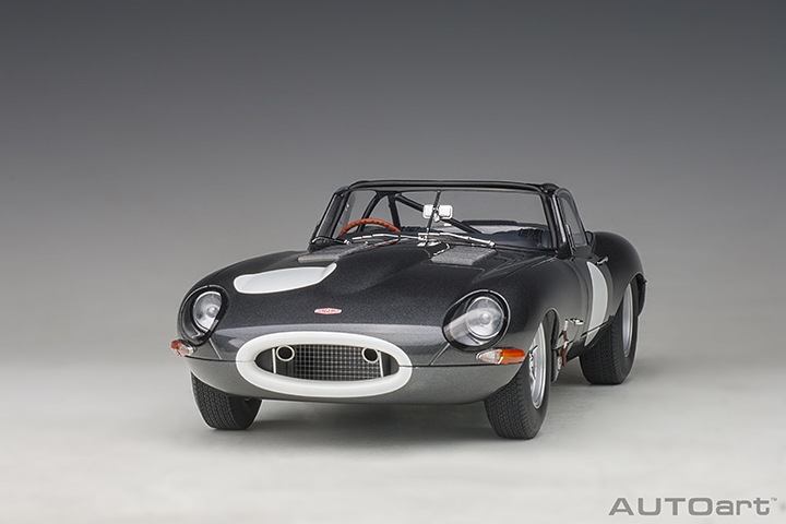 73647 1/18 JAGUAR LIGHTWEIGHT E-TYPE (DARK GREY)