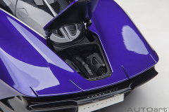 76089 1/18 McLAREN SPEEDTAIL (LANTANA PURPLE)