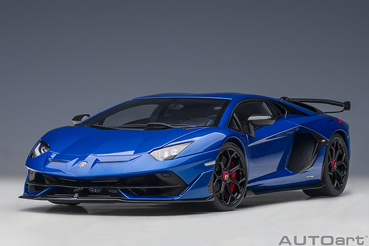 79174 1/18 LAMBORGHINI AVENTADOR SVJ (BLU NETHUNS/METALLIC BLUE)