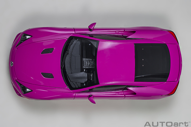 78859 1/18 LEXUS LFA (PASSIONATE PINK)