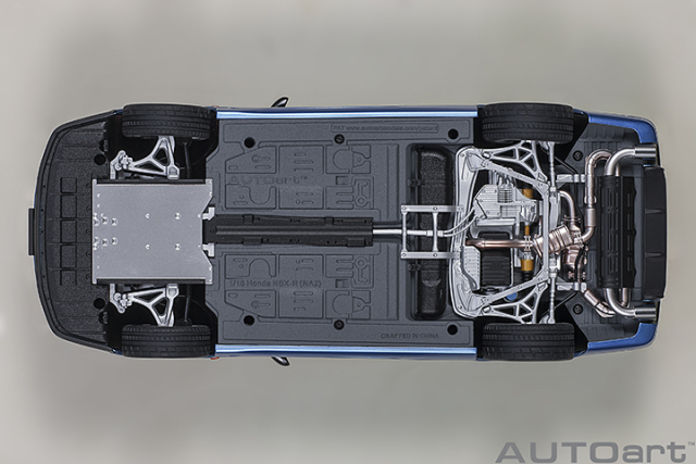 73218 1/18 HONDA NSX-R (NA2)(LONG BEACH BLUE PEARL)