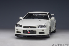 77406 1/18 NISSAN SKYLINE GT-R (R34) V-SPEC II (WHITE PEARL)