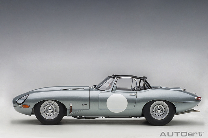 73646 1/18 JAGUAR LIGHTWEIGHT E-TYPE (SILVER)