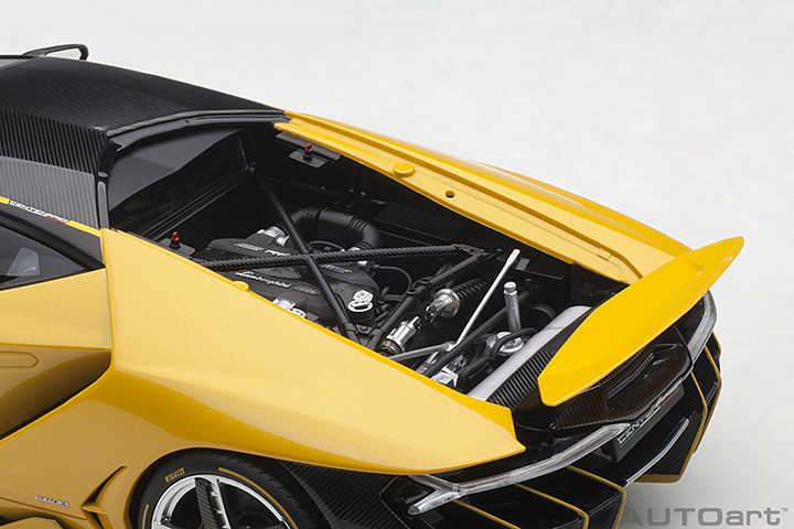 79115 1/18 LAMBORGHINI CENTENARIO (NEW GIALLO ORION/METALLIC YELLOW)