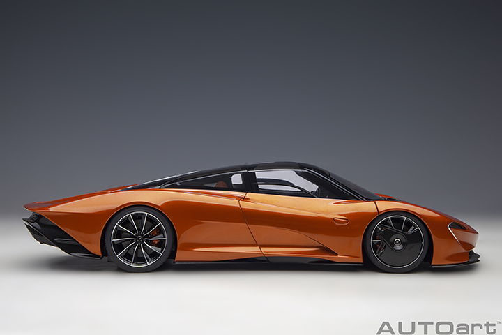 76088 1/18 McLAREN SPEEDTAIL(VOLCANO ORANGE)