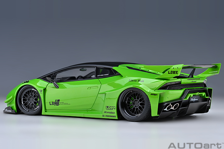 79128 1/18 LIBERTY WALK LB SILHOUETTE WORKS HURACAN GT (PEARL GREEN)