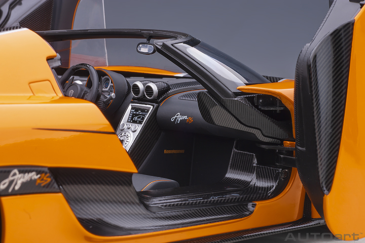 79023 1/18 KOENIGSEGG AGERA RS (CONE ORANGE/CARBON BLACK/BLACK ACCENTS)