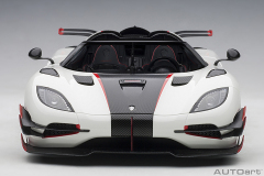 79016 1/18 KOENIGSEGG ONE : 1 (PEBBLE WHITE/CARBON BLACK /RED ACCENTS)