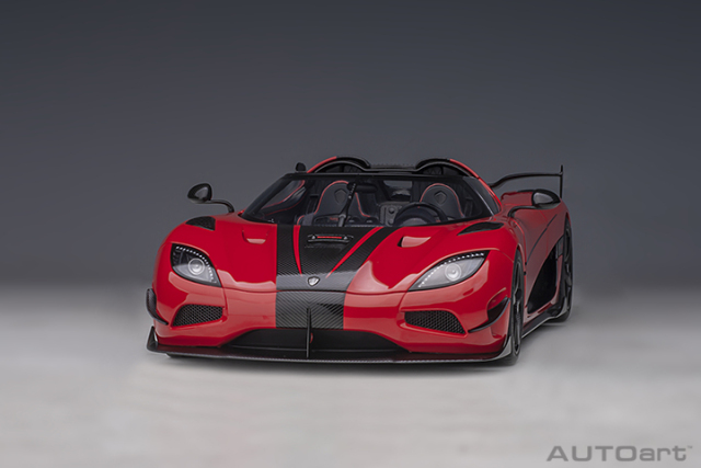 79022 1/18 KOENIGSEGG AGERA RS (CHILLI RED/CARBON BLACK/BLACK ACCENTS)