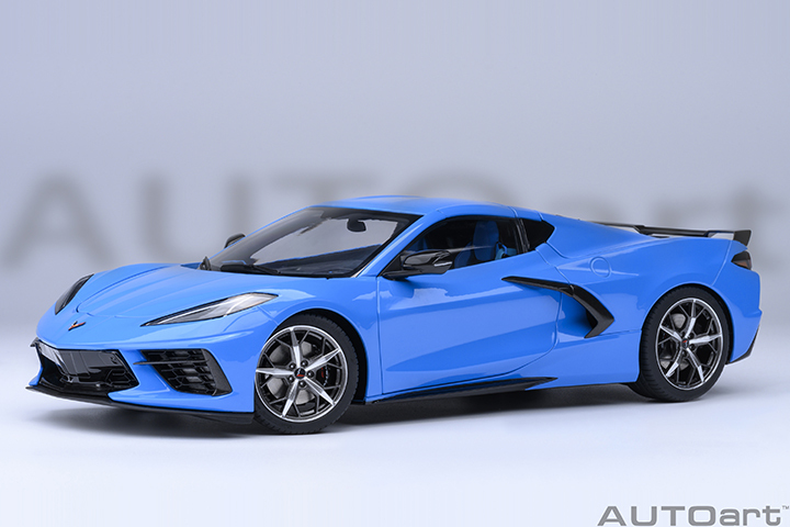 71281 1/18 CHEVROLET CORVETTE C8 STINGRAY Z51 (RAPID BLUE)