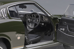 78768 1/18 TOYOTA CELICA LIFTBACK 2000GT (RA25) 1973 (MOSS GREEN)