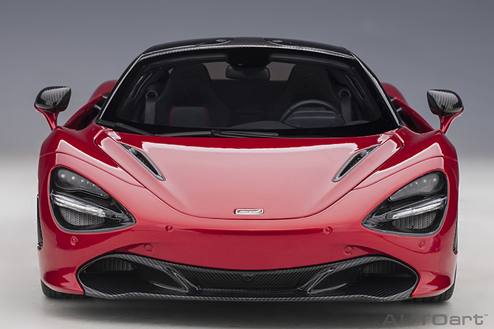 76072 1/18 McLAREN 720S (MEMPHIS RED/METALLIC RED)