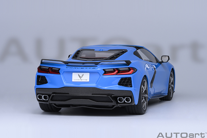 71281 1/18 CHEVROLET CORVETTE C8 STINGRAY Z51 (RAPID BLUE)