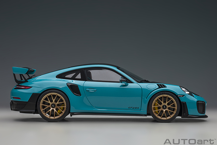 78175 1/18 Porsche 911 (991.2) GT2 RS Weissach Package (Miami Blue)