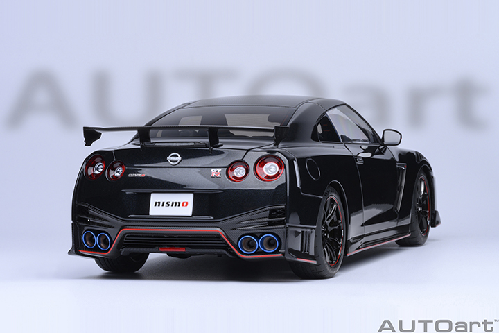 77504 1/18 NISSAN GT-R (R35) NISMO 2022 SPECIAL EDITION (METEOR FLAKE BLACK PEARL)