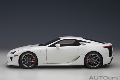 78850 1/18 LEXUS LFA (WHITEST WHITE)