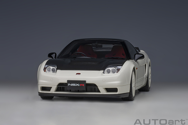 73215 1/18 HONDA NSX-R (NA2)(CHAMPIONSHIP WHITE/BLACK CARBON FIBER VERSION)