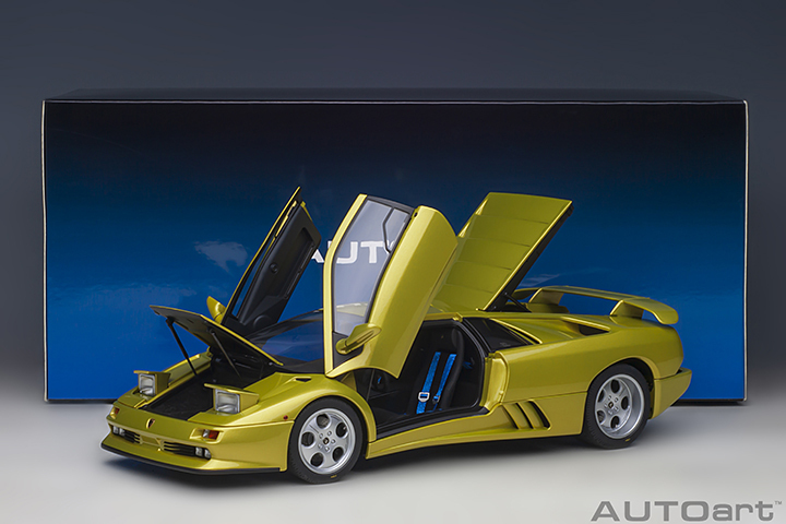 79157 1/18 LAMBORGHINI DIABLO SE30 (GIALLO SPYDER/METALLIC YELLOW)