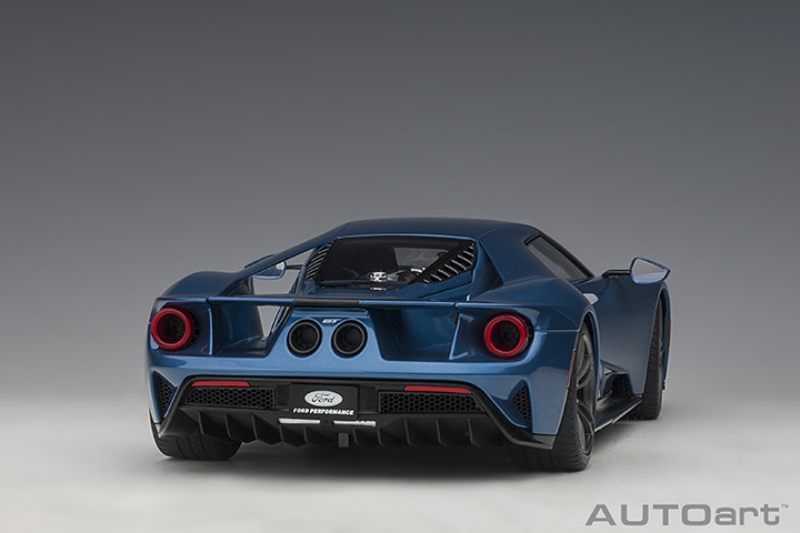 72942 1/18 FORD GT 2017 (LIQUID BLUE)