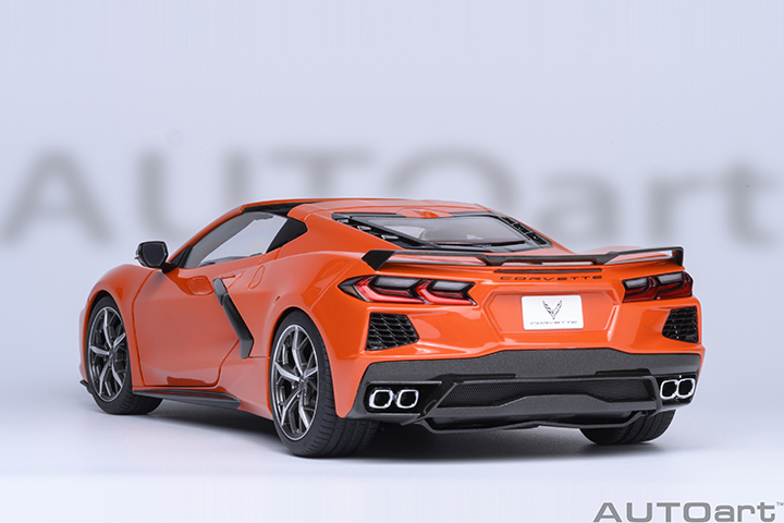 71283 1/18 CHEVROLET CORVETTE C8 STINGRAY Z51 (SEBRING ORANGE)