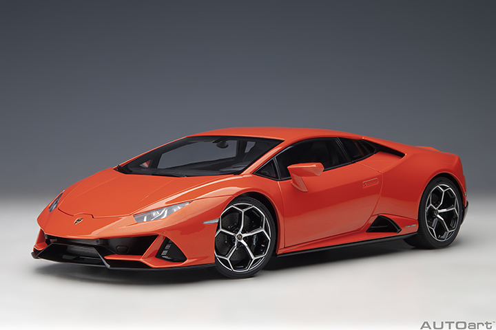 79214 1/18 LAMBORGHINI HURACAN EVO (ARANCIO XANTO)