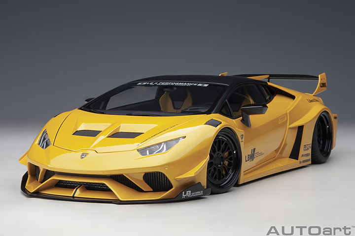 79127 1/18 LIBERTY WALK LB SILHOUETTE WORKS HURACAN GT (METALLIC YELLOW)