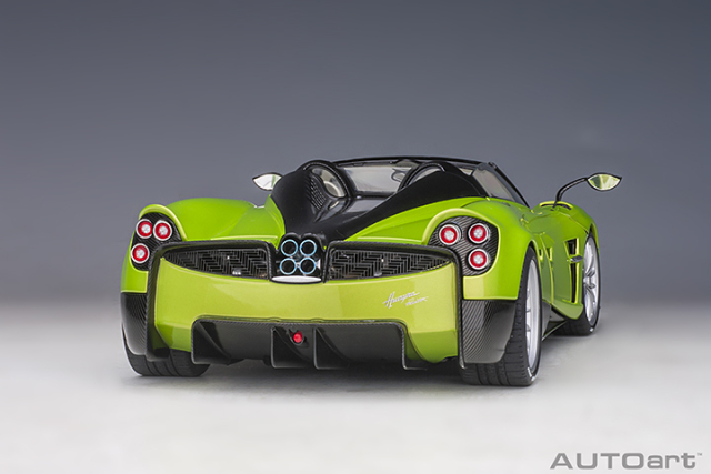 78288 1/18 PAGANI HUAYRA ROADSTER (VERDE FIRENZE)