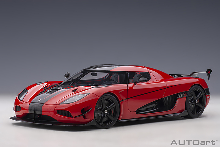 79022 1/18 KOENIGSEGG AGERA RS (CHILLI RED/CARBON BLACK/BLACK ACCENTS)