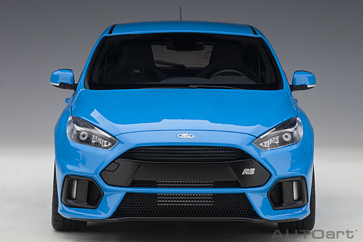 1/18 FORD FOCUS RS 2016 (NITROUS BLUE)