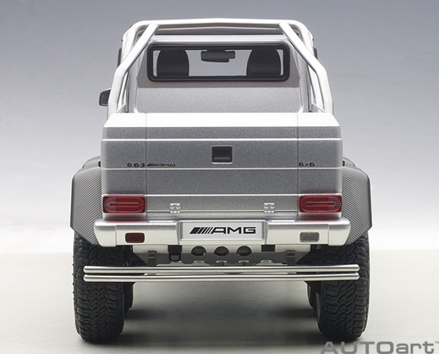 76301 1/18 MERCEDES-BENZ G63 AMG 6x6 (SILVER)