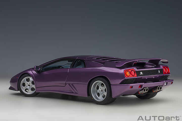 79158 1/18 LAMBORGHINI DIABLO SE30 (VIOLA SE30/METALLIC PURPLE)