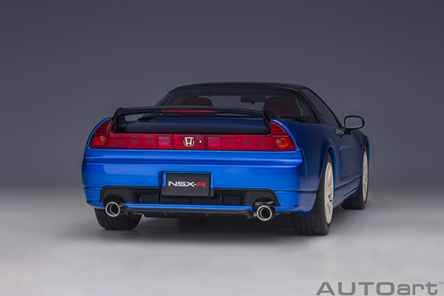 73218 1/18 HONDA NSX-R (NA2)(LONG BEACH BLUE PEARL)