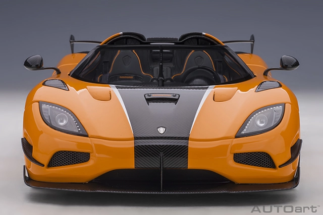 Koenigsegg Agera RS - Cône Orange / Carbone Noir / Accents Noir Autoart 118 79023