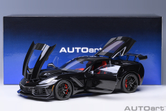 71276 1/18 CHEVROLET CORVETTE C7 ZR1 (GLOSS BLACK)