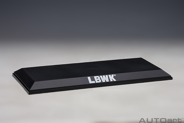 90047 1/18 CLEAR COVER & BASE PLATE SET (LBWK)（不包含汽车模型）