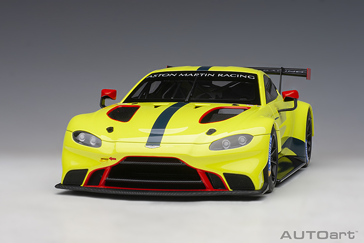 81807 1/18 ASTON MARTIN VANTAGE GTE LE MANS PRO 2018 PRESENTATION CAR (GREEN WITH STRIPES/ACCENTS)