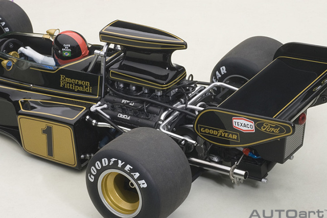 87328  1/18 LOTUS 72E 1973 EMERSON FITTIPALDI #1 (WITH DRIVER FIGURINE IN COCKPIT)