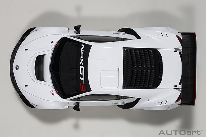 81898 1/18 HONDA NSX GT3 2018 (WHITE)