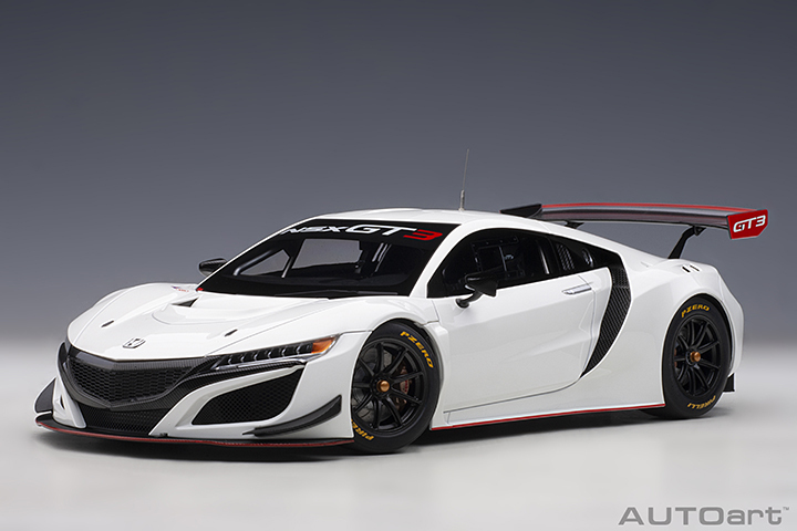 81898 1/18 HONDA NSX GT3 2018 (WHITE)