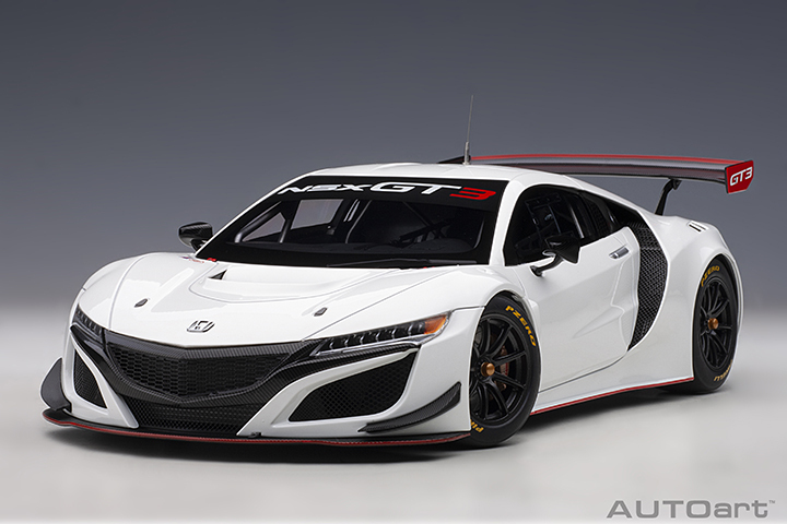 81898 1/18 HONDA NSX GT3 2018 (WHITE)