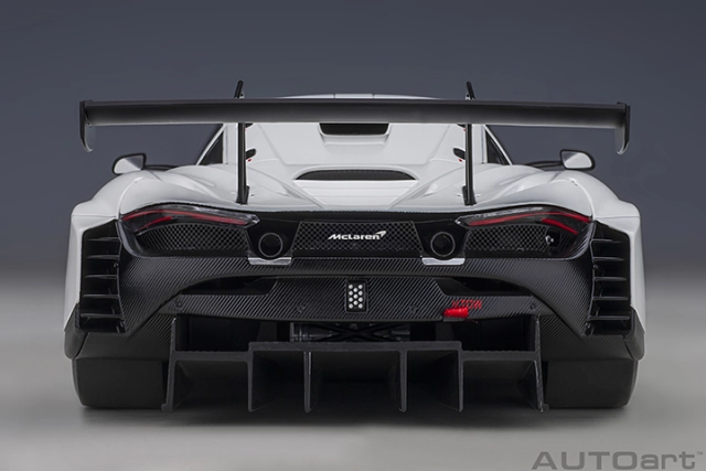81940 1/18 McLAREN 720S GT3 (GLOSS WHITE) - SEALED BODY