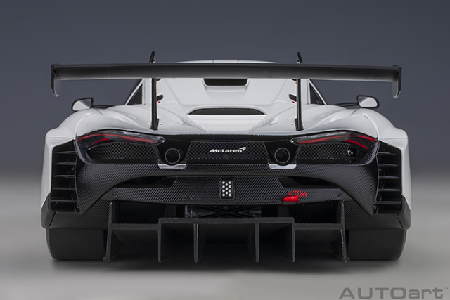 81940 1/18 McLAREN 720S GT3 (GLOSS WHITE) - SEALED BODY