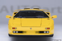 79144 1/18 LAMBORGHINI DIABLO SE30 JOTA (SUPERFLY YELLOW)
