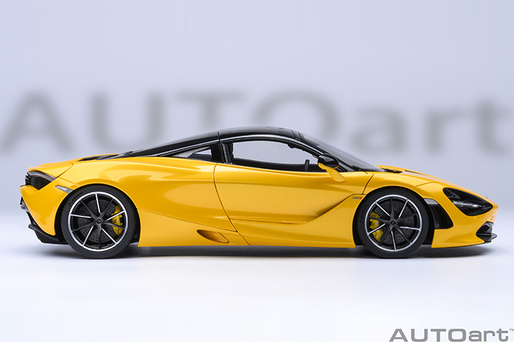 76070 1/18 McLAREN 720S (VOLCANO YELLOW)