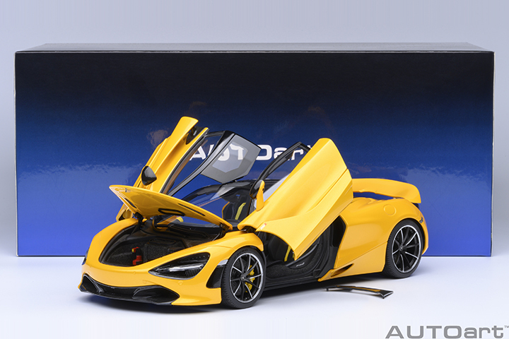 76070 1/18 McLAREN 720S (VOLCANO YELLOW)